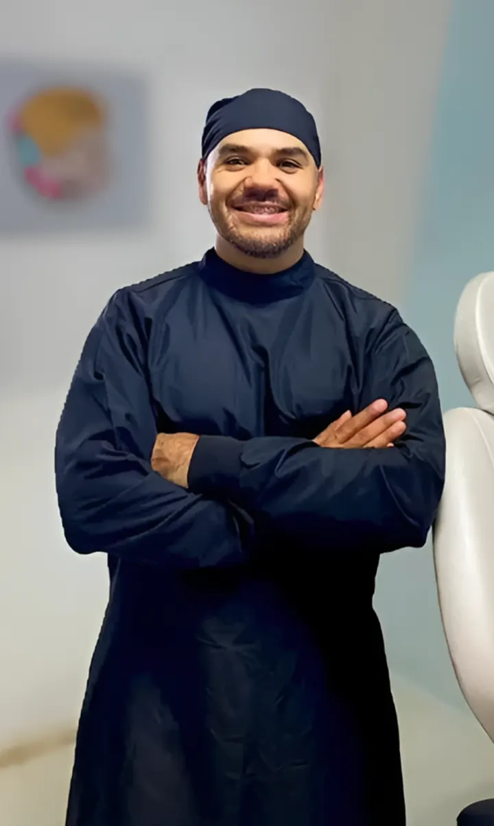 Dr. Arad Quintanilla, maxillofacial surgery specialist at Ortho Dental